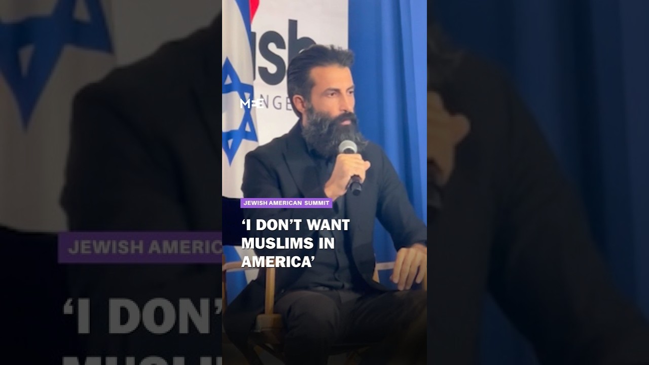Audience cheer at anti-Muslim speech during Jewish American Summit