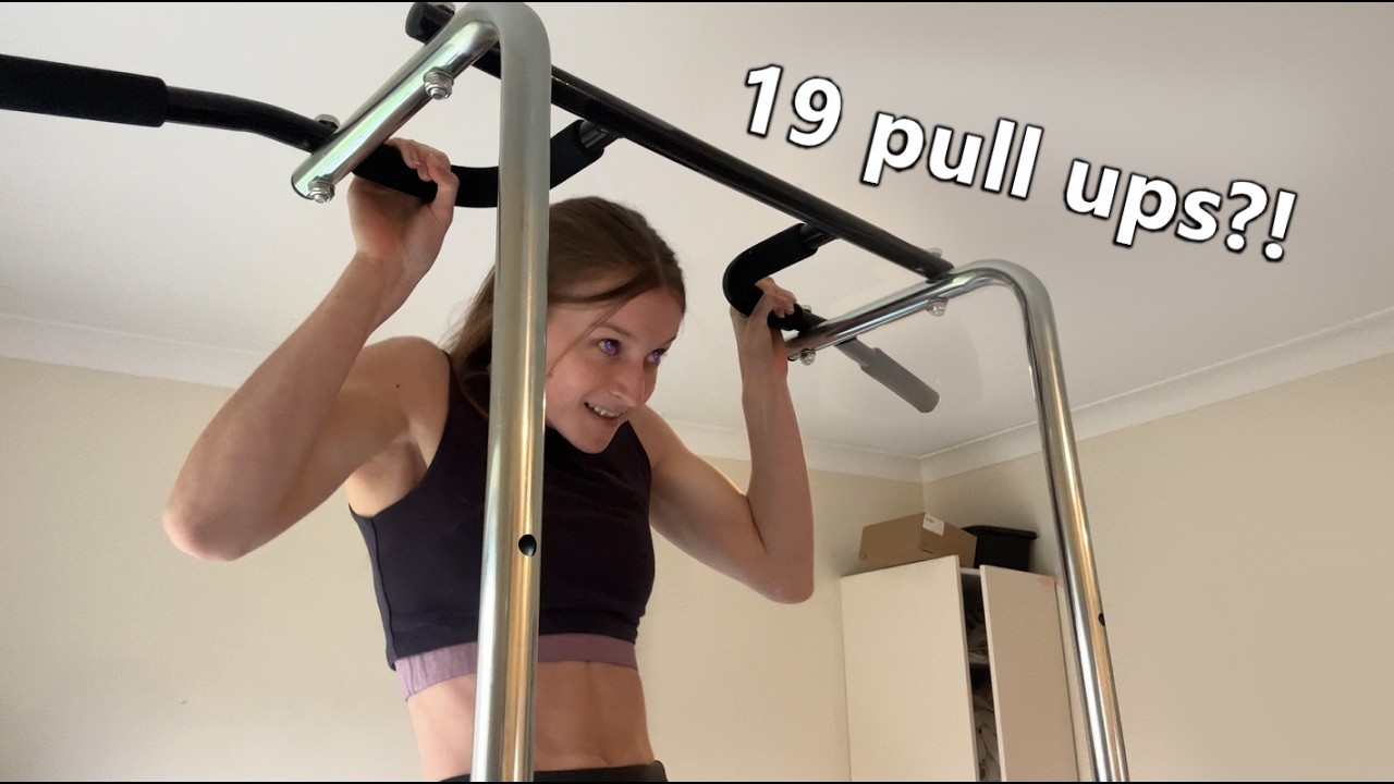 🎈 Calisthenics girl attempts 19 pull ups in a row for 19th Birthday challenge! 🥳