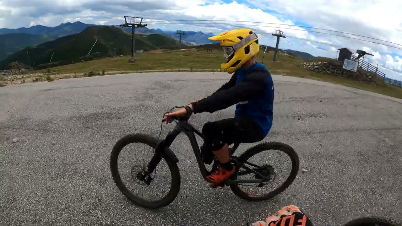 Valgrande Pajares Bikepark 2024 // Pista 🟢