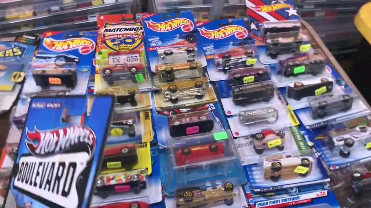 Hot wheeel hunting at  A giant swap meet for Memorial ￼day weekend in ￼Packwood WA