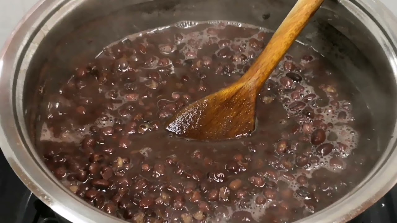 Pearly Kee, Traditional cooking of Red Bean paste for mooncakes.