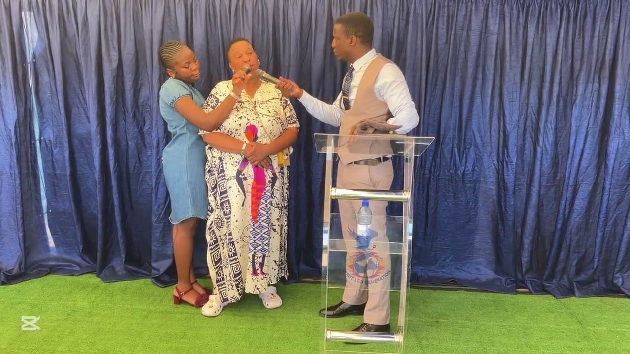 LADY WHO COULDN’T WALK WITHOUT HER CLUTCH  HEALED BY THE POWER OF GOD. WATCH AS SHE TESTIFIES