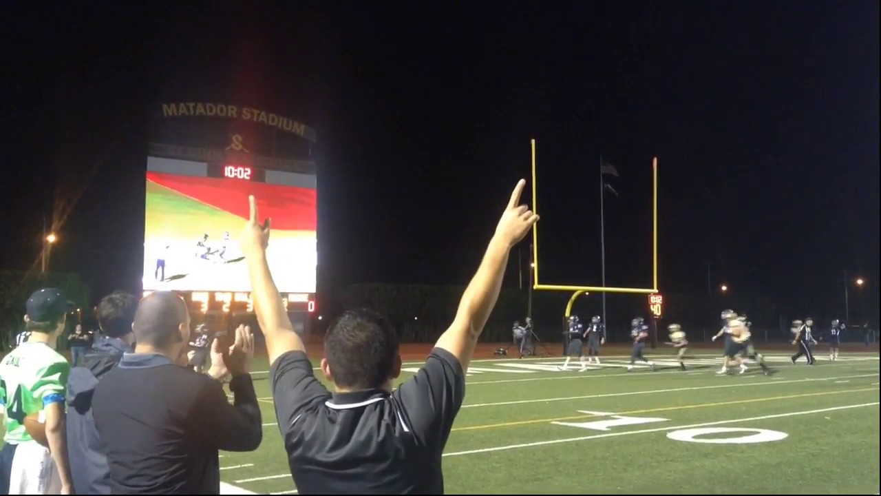 Texas high school unveils $1.35 million video scoreboard