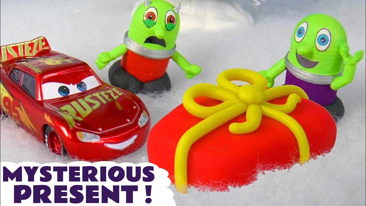 Funny Funlings and Cars McQueen Mystery Present Story