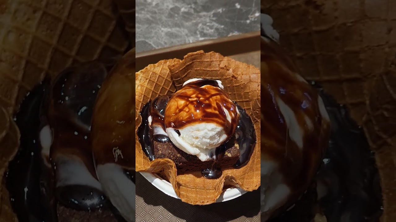 sizzling brownie with icecream | 