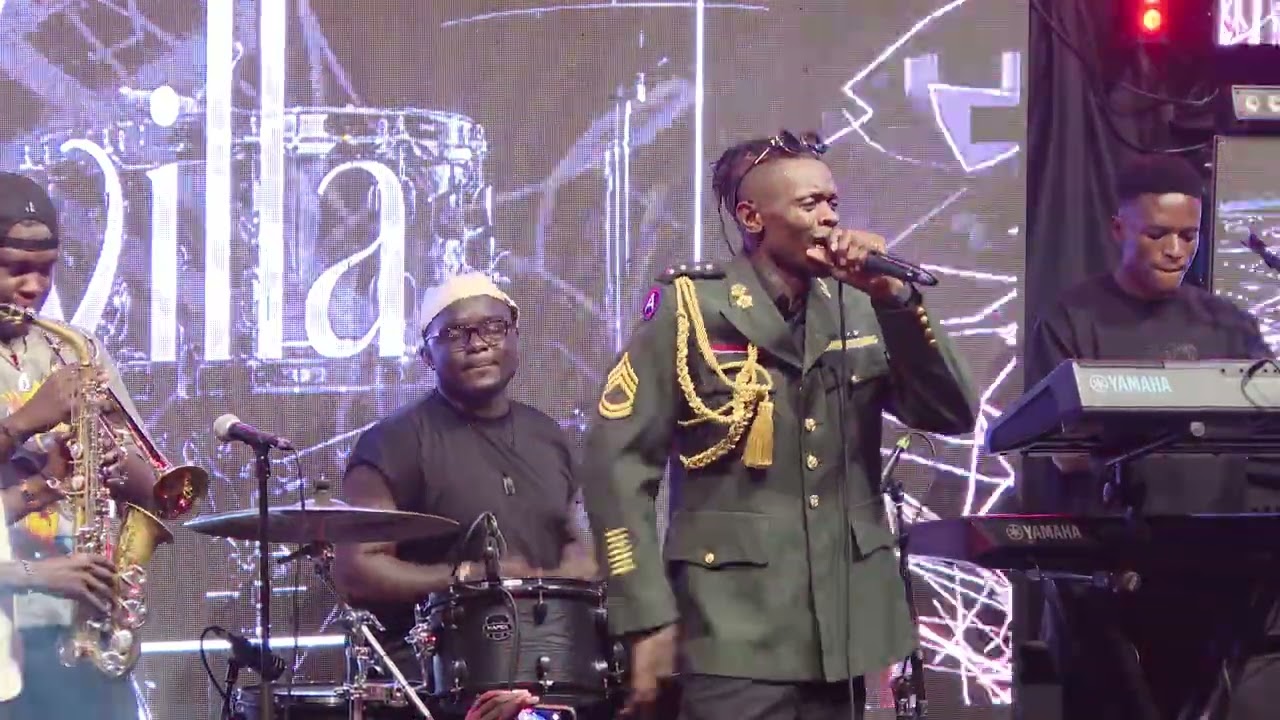 Chameleon`s Most Emotional Live Performance Ever #shadesofkampala