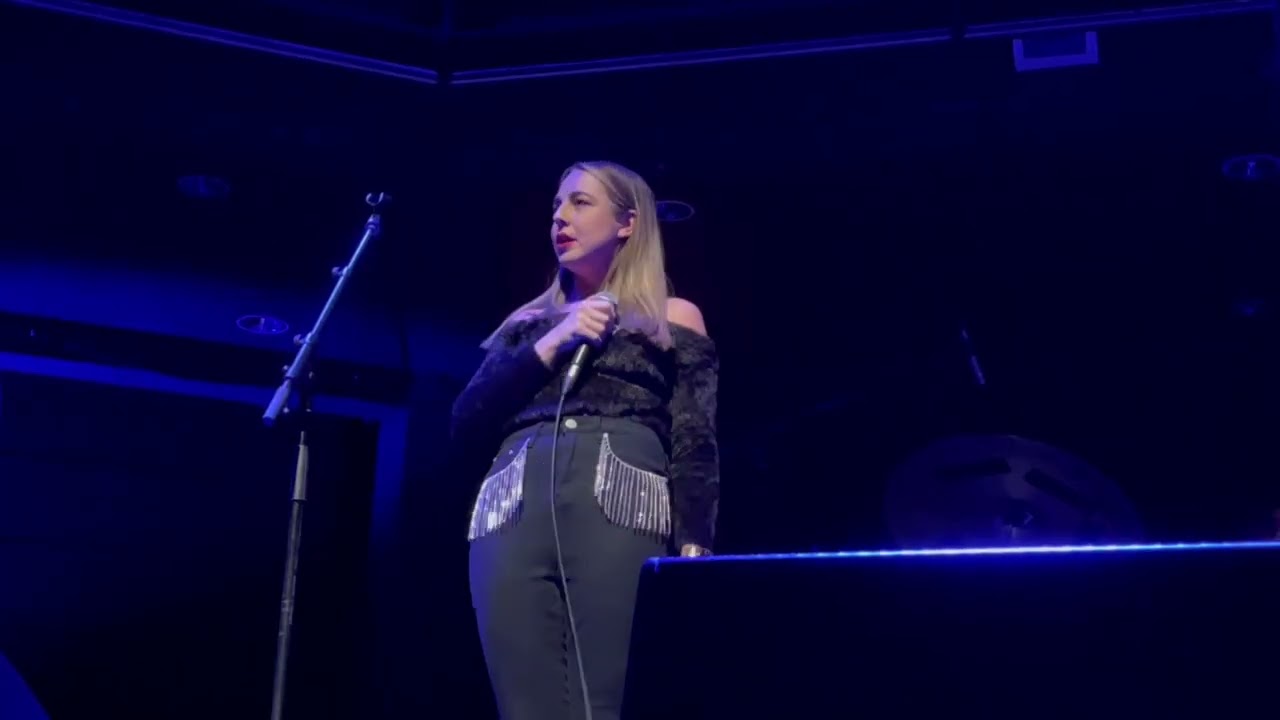 Elles Bailey - Howlin' Wolf - The Sage 2, Gateshead - 11th Dec 21