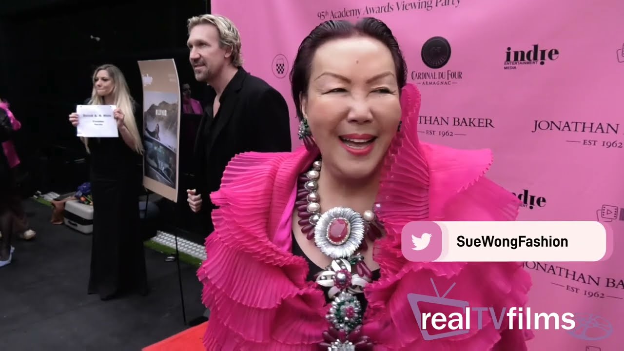 Sue Wong Fashion Designer, Jonathan Baker&rsquo;s Oscar Party