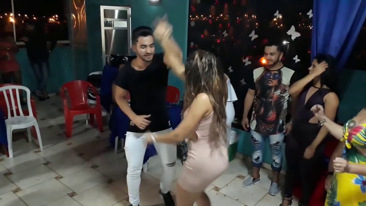 Ele dançou com todas assim foi o aniversário Do Gabriel