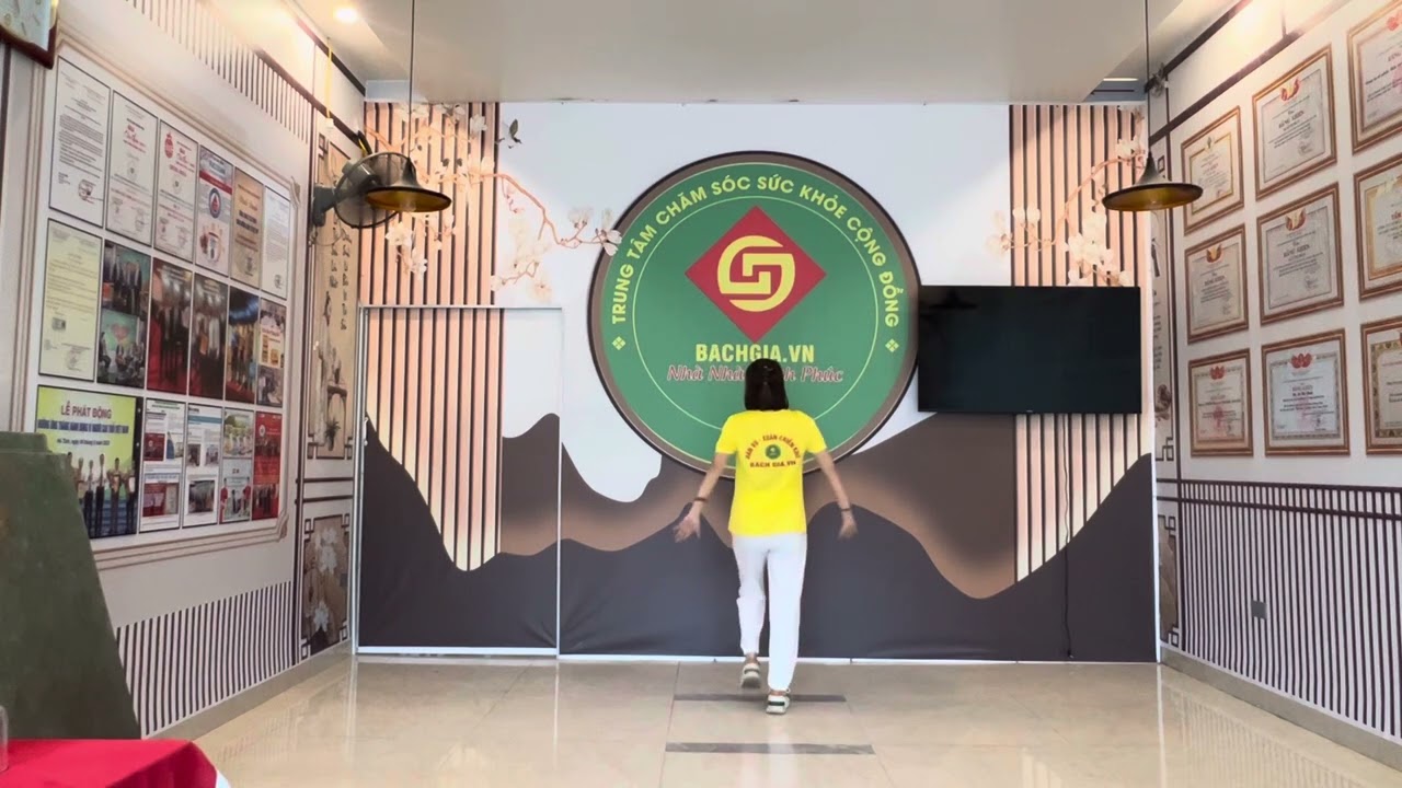 Bài tập mẫu xuan chiến khu
