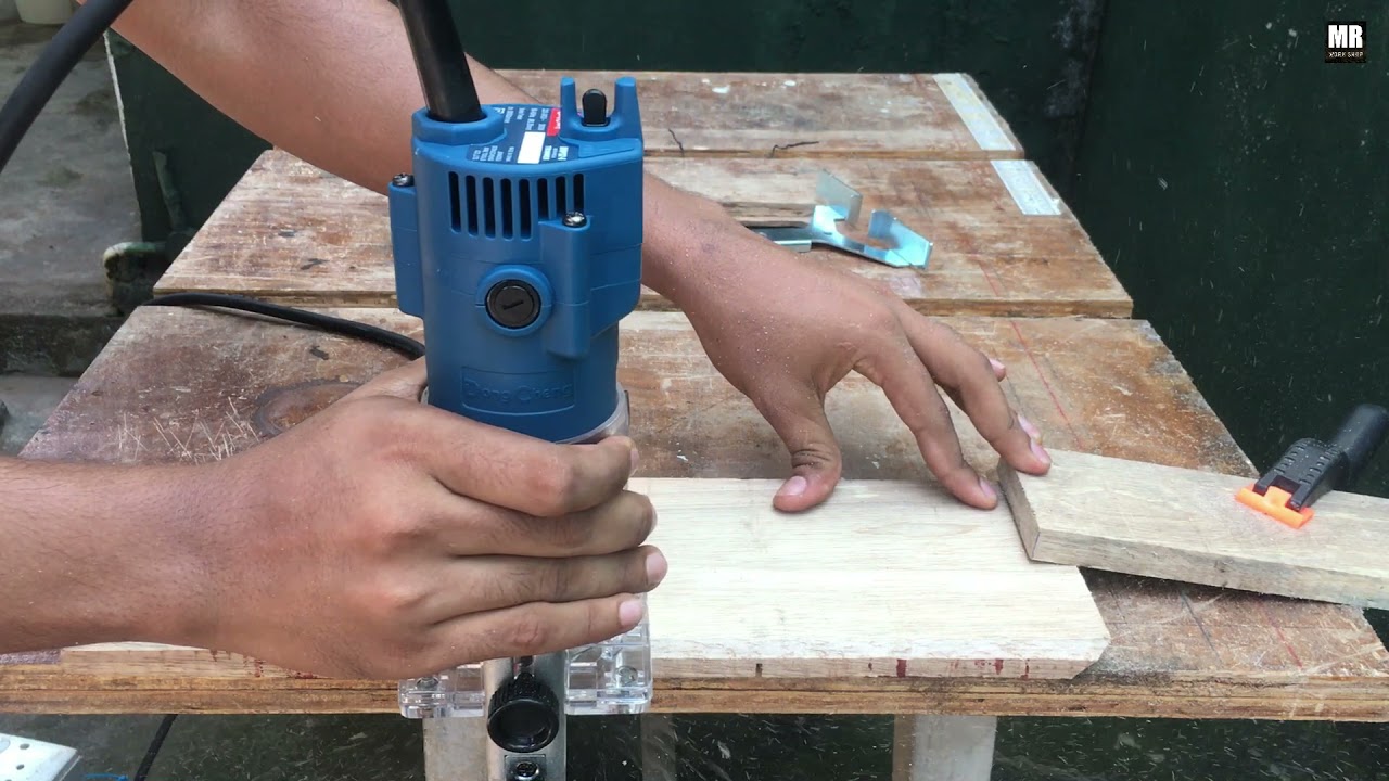 Dong Cheng Hand Wood Trimmer (Router) unboxing and review.