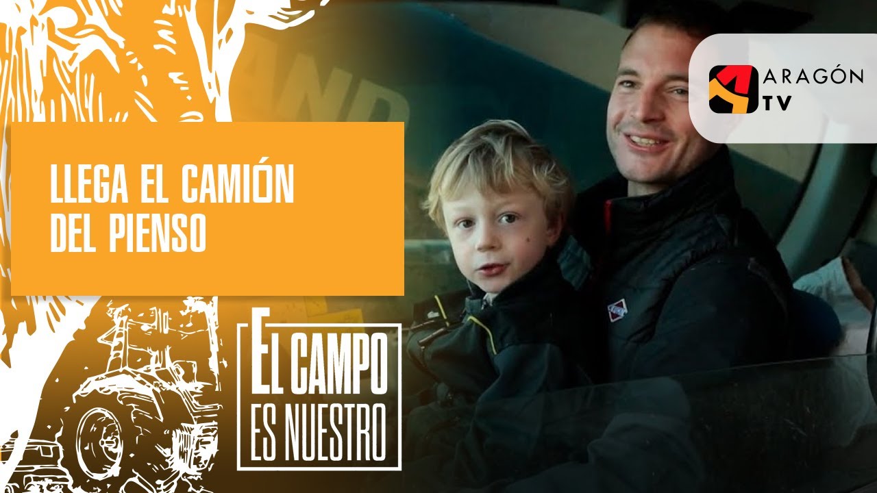 Llega el camión del pienso