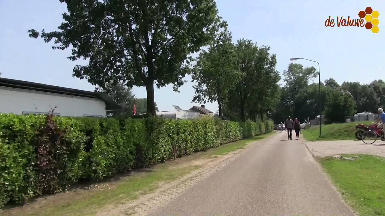 Een zomerse dag langs de Kraaijenbergse Plassen