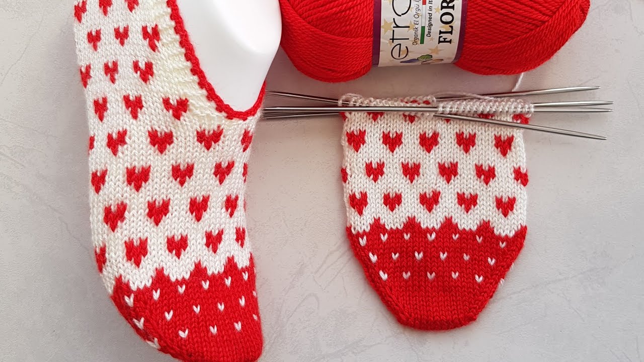 MİNİK KALPLİ BEŞŞİŞ PATİK YAPILIŞI - KNITTING PATTERN