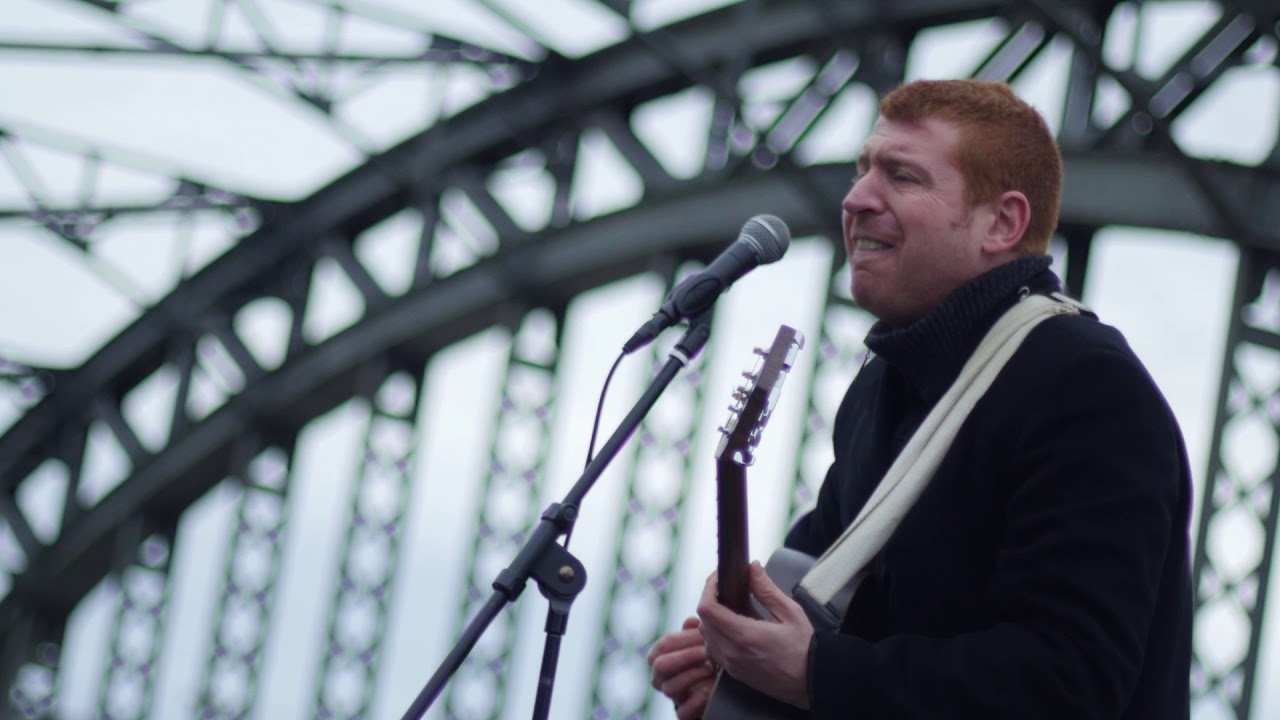 Get Lucky - Daft Punk (Loop station Cover)