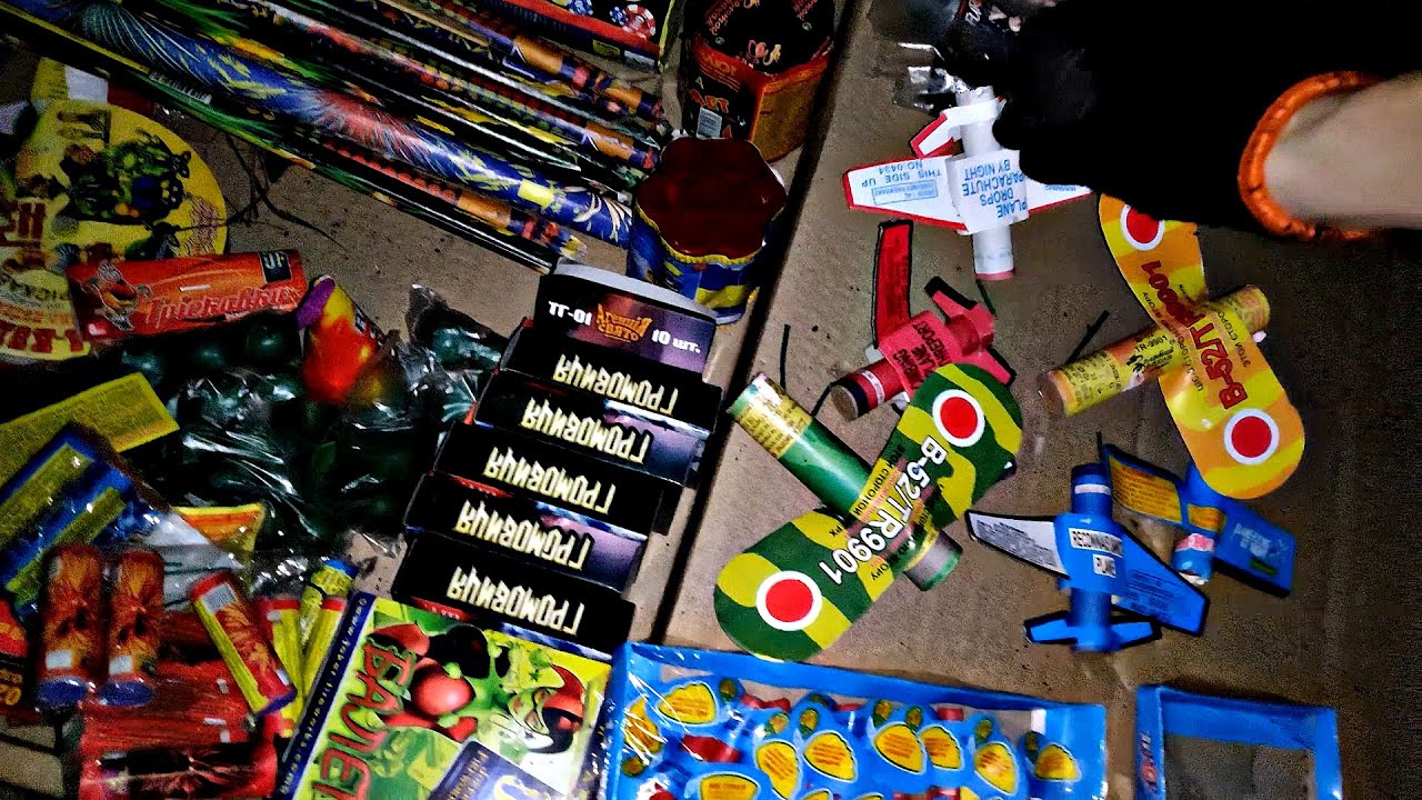 ✅🔥 ПРИНЕС ОЧЕНЬ МНОГО ПИРОТЕХНИКИ ЧТО БЫ ПОВЗРЫВАТЬ НОЧЬЮ ✨🌠ТОР 100 Петард, Салютов, Ракет, Бомбочек