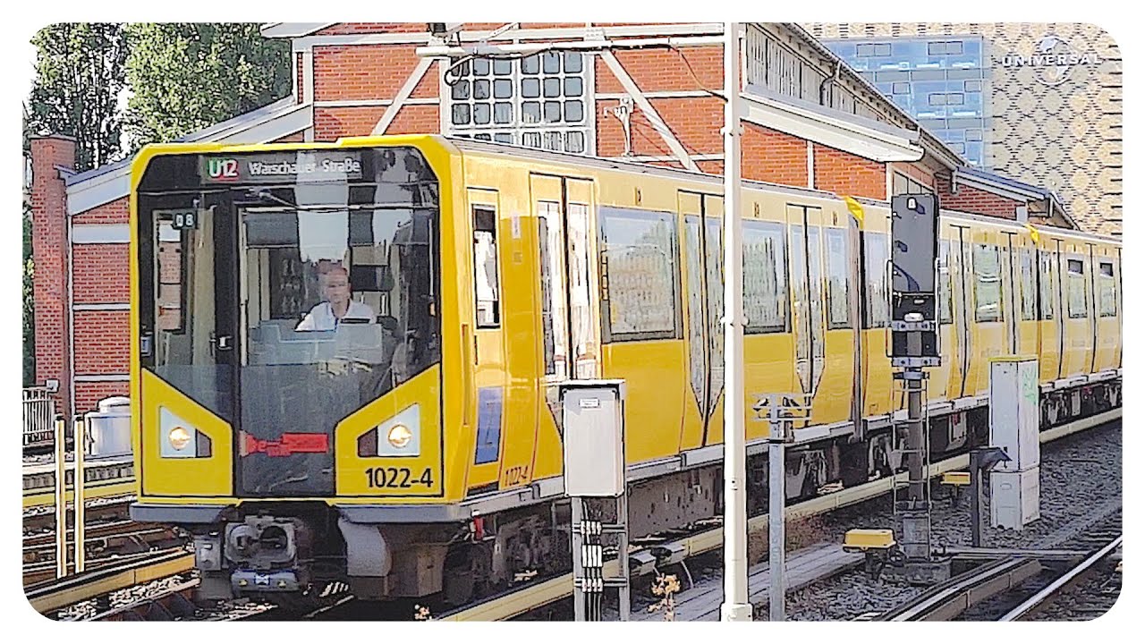 U-Bahn Berlin &bull; Warschauer Stra&szlig;e &bull; Oberbaumbr&uuml;cke &bull; BVG Linie U12 &bull; Subway in Berlin