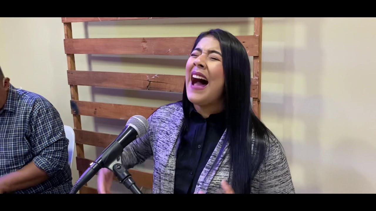 Alaba a Dios -  Valentina Zambrano COVER