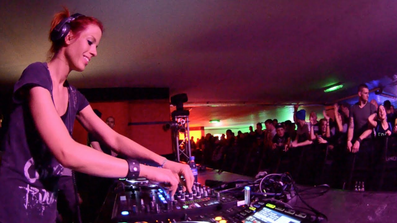 Kerstin Eden @ Tiefgarage // 20 Jahre Rave on Snow