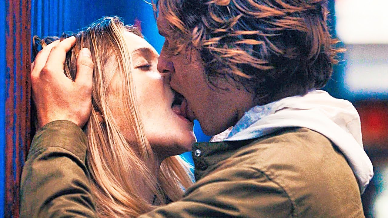 Tokyo Vice  - 1x08 -  Kiss Scene — Jake and Samantha Ansel Elgort and Rachel Keller