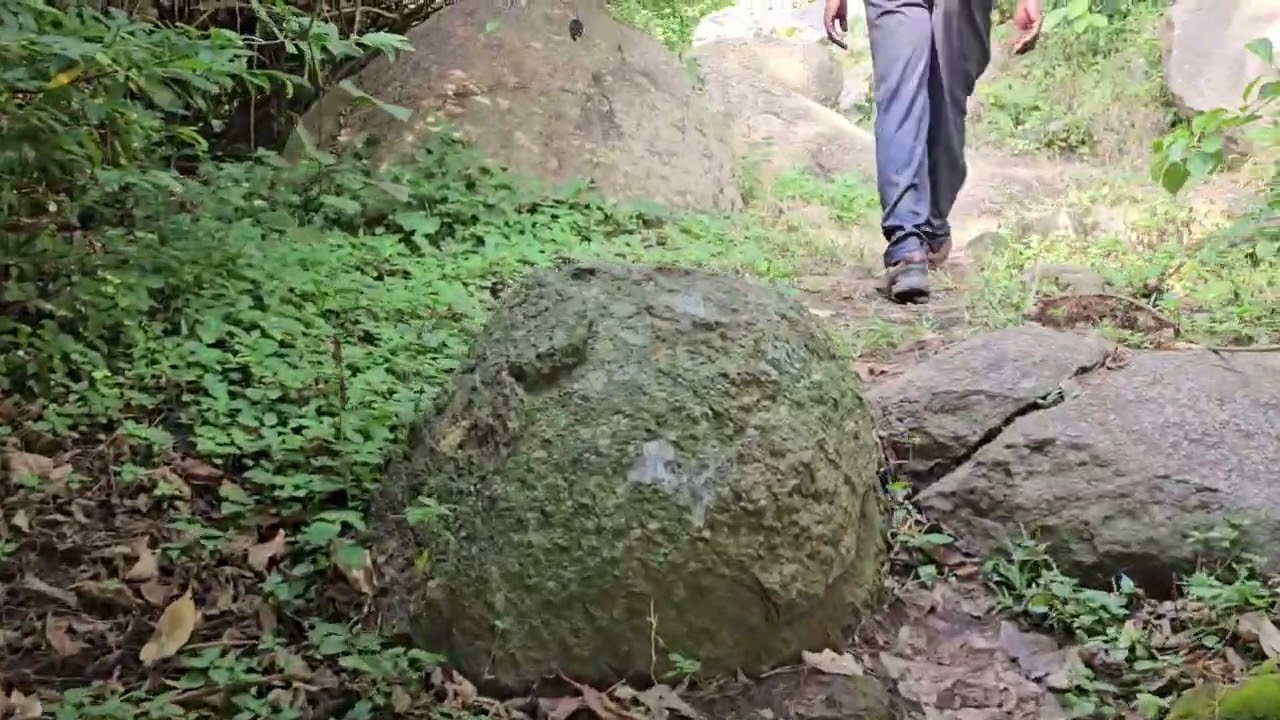 A Visit To A 5000 Year Old Rock Paintings In Eastern Uganda.
