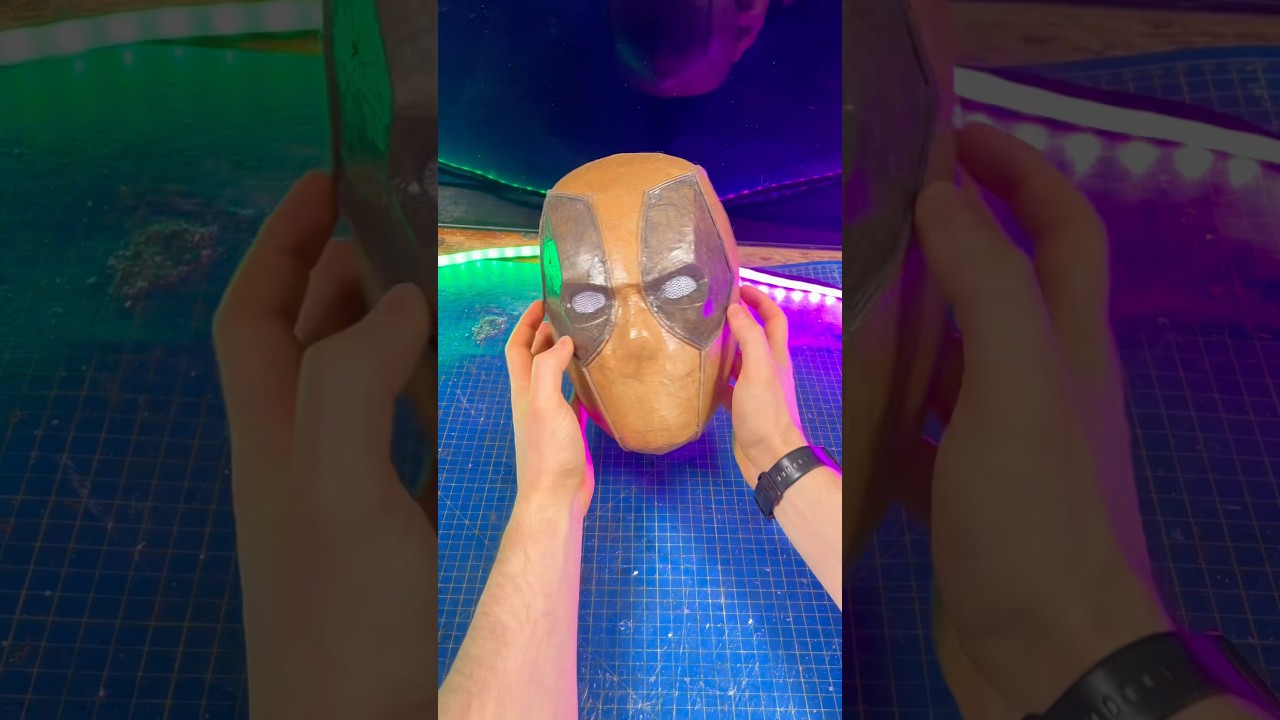 I made Deadpool and Wolverine Masks With Cardboard! 📦 