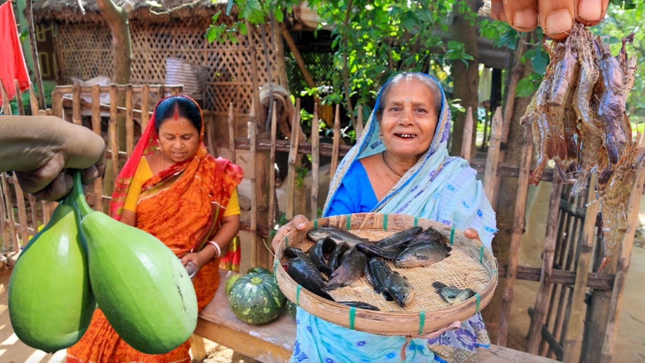 তাজা কই আর চিংড়ি দিয়ে ক্ষেতের টাটকা লাউ ও কুমড়ো রান্না |