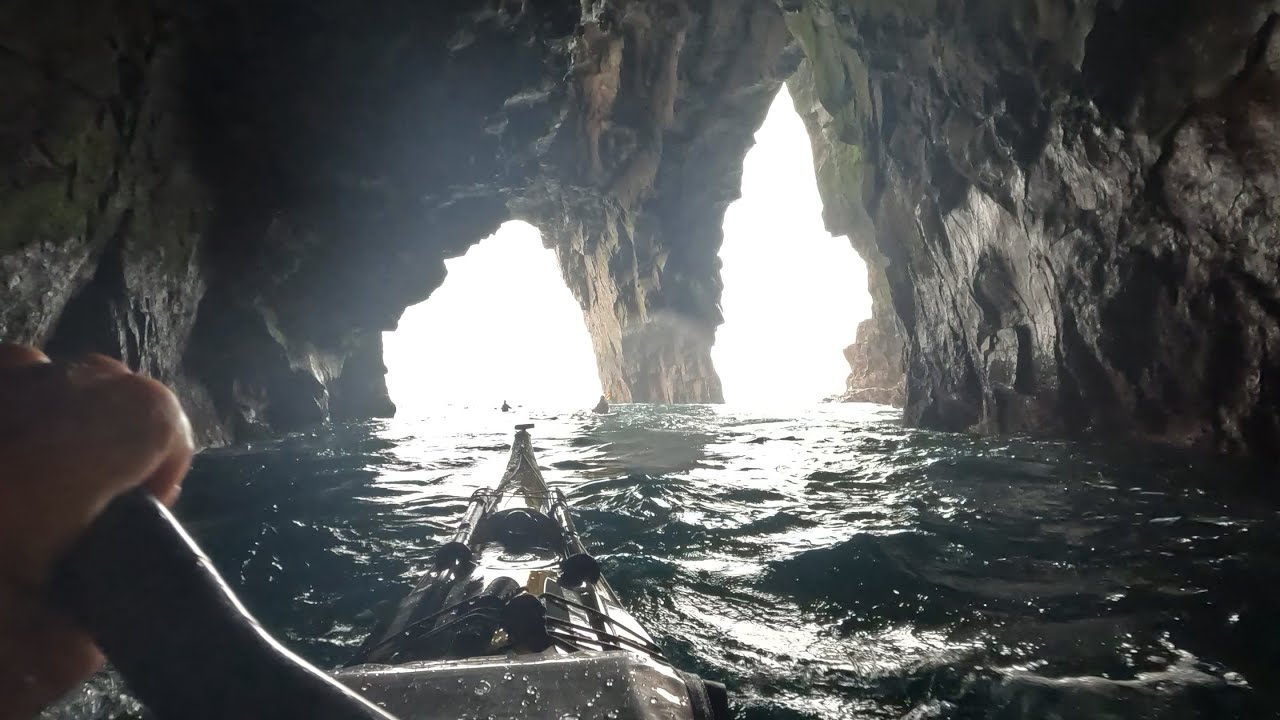 Sea Kayaking Shetland  Kayaking Inside Fogla Skerries Tidal Labyrinth