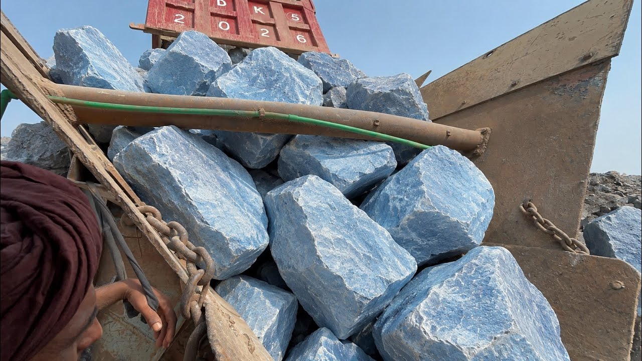 BIG ROCK 🪨 Crusher Machine - FULL Powerfull Process A Giant in Action-Big Rock Crushing