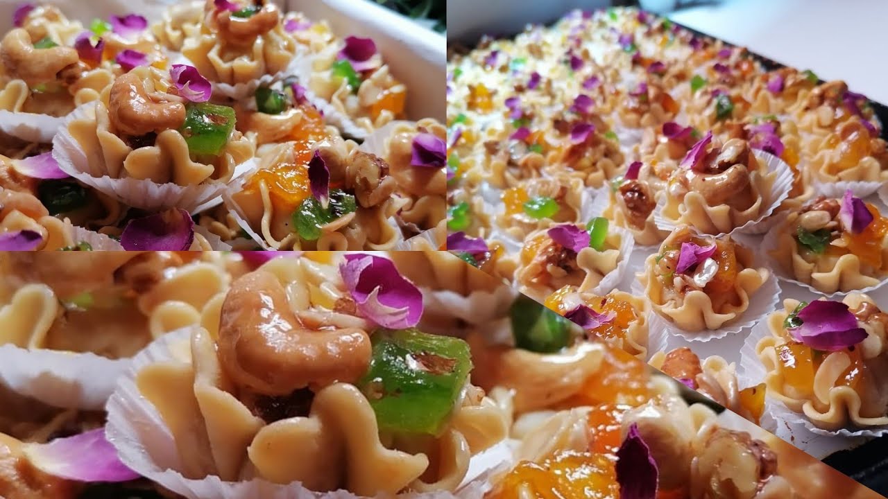 شكل من حلويات اللوز .