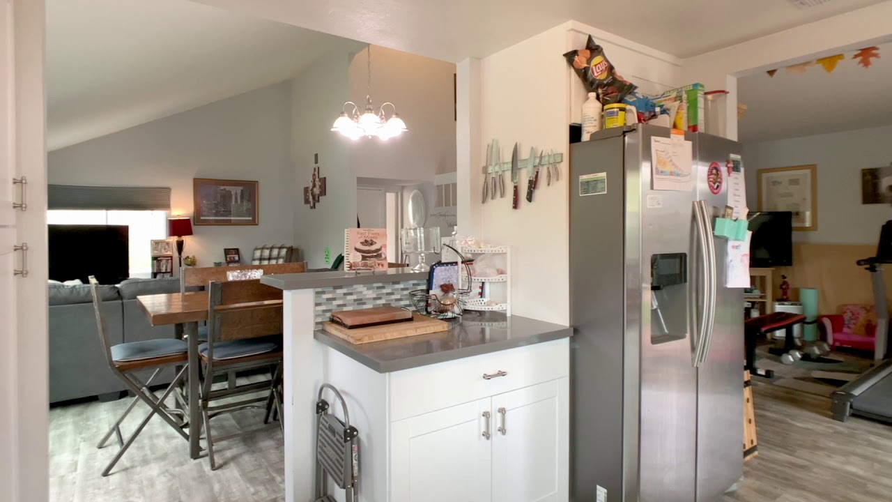 10131 Canyonridge Pl, Spring Valley, CA 91977