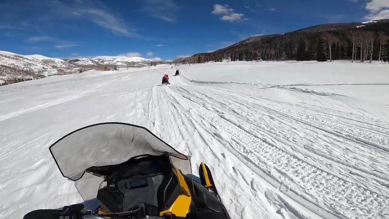 Snowmobiling in Utah
