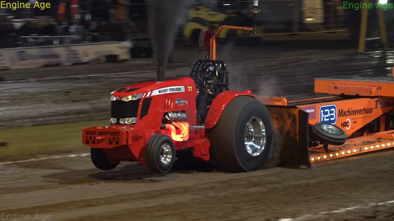 SuperSport Tractor Beasts pulling 4.5 ton mass at Total AGRI Beach Pull