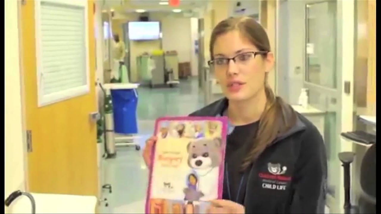 Child Life Specialists Ease Anxiety for Kids in the Hospital | Children's National Health System