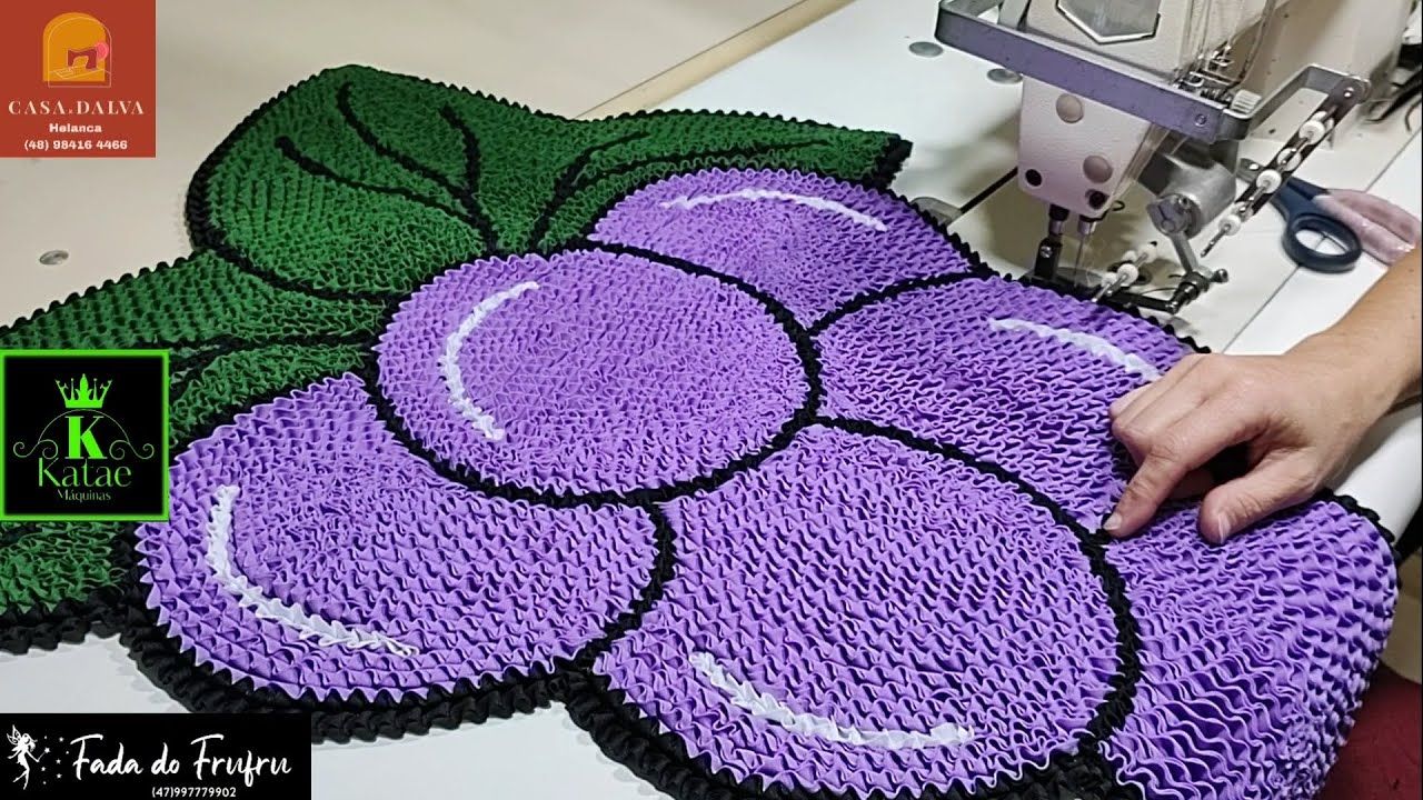 Como faço o cacho de uva 🍇🍇 Tapete de fru fru