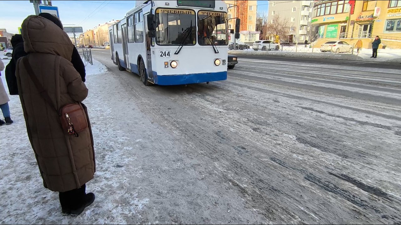 Троллейбус АКСМ-101А КВР Омск (244 бортовой номер). Поездка по маршруту 2
