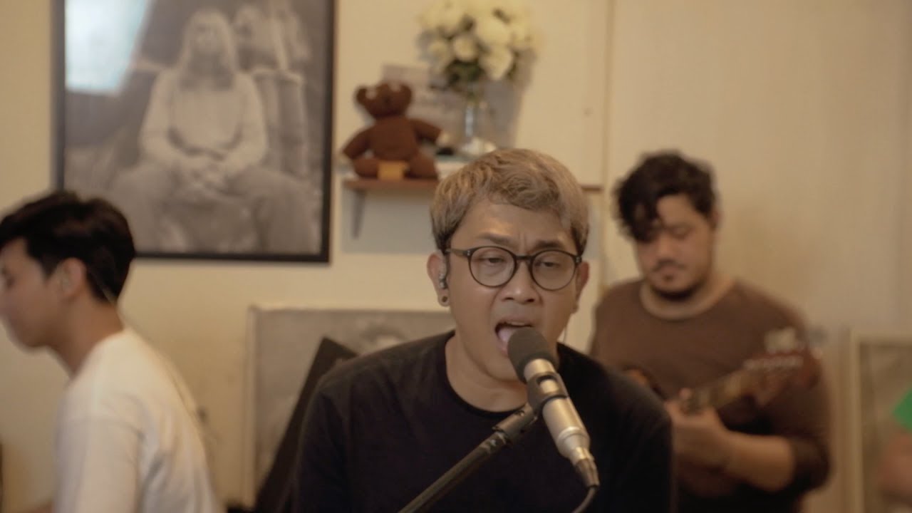 Dudy Oris - Laksana Surgaku_Live Session at Roommate Project Studio