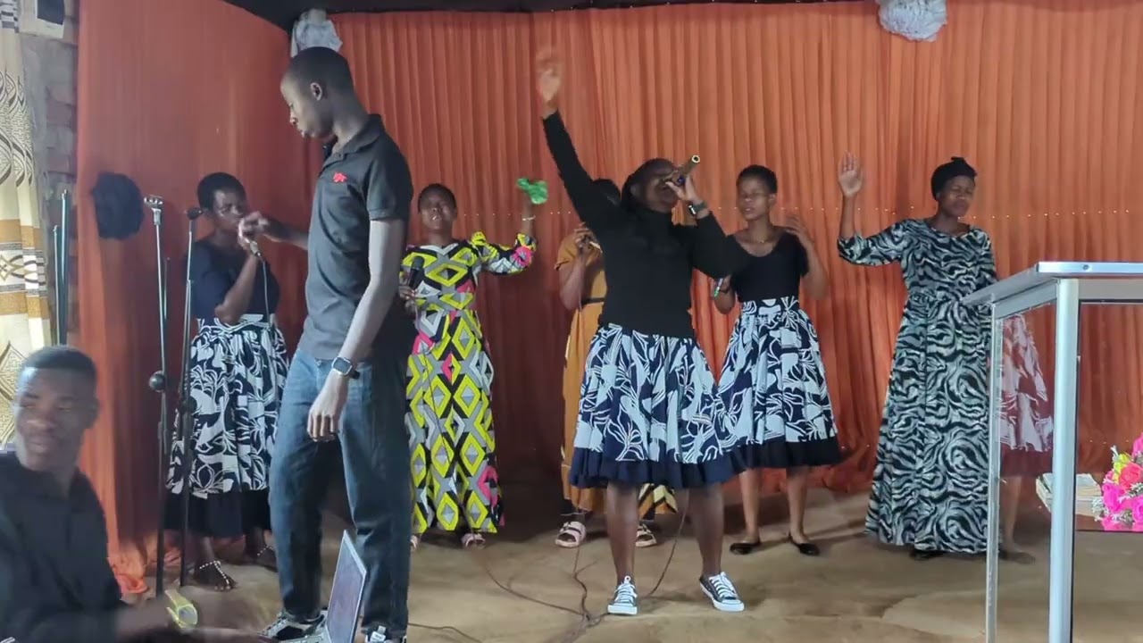 NIKIPINDI CHA KUMSIFU MUNGU NIIBADA YA JUMAPILI ASUBU YA TAR 15/02/2026 HAPA TAG GIBEON