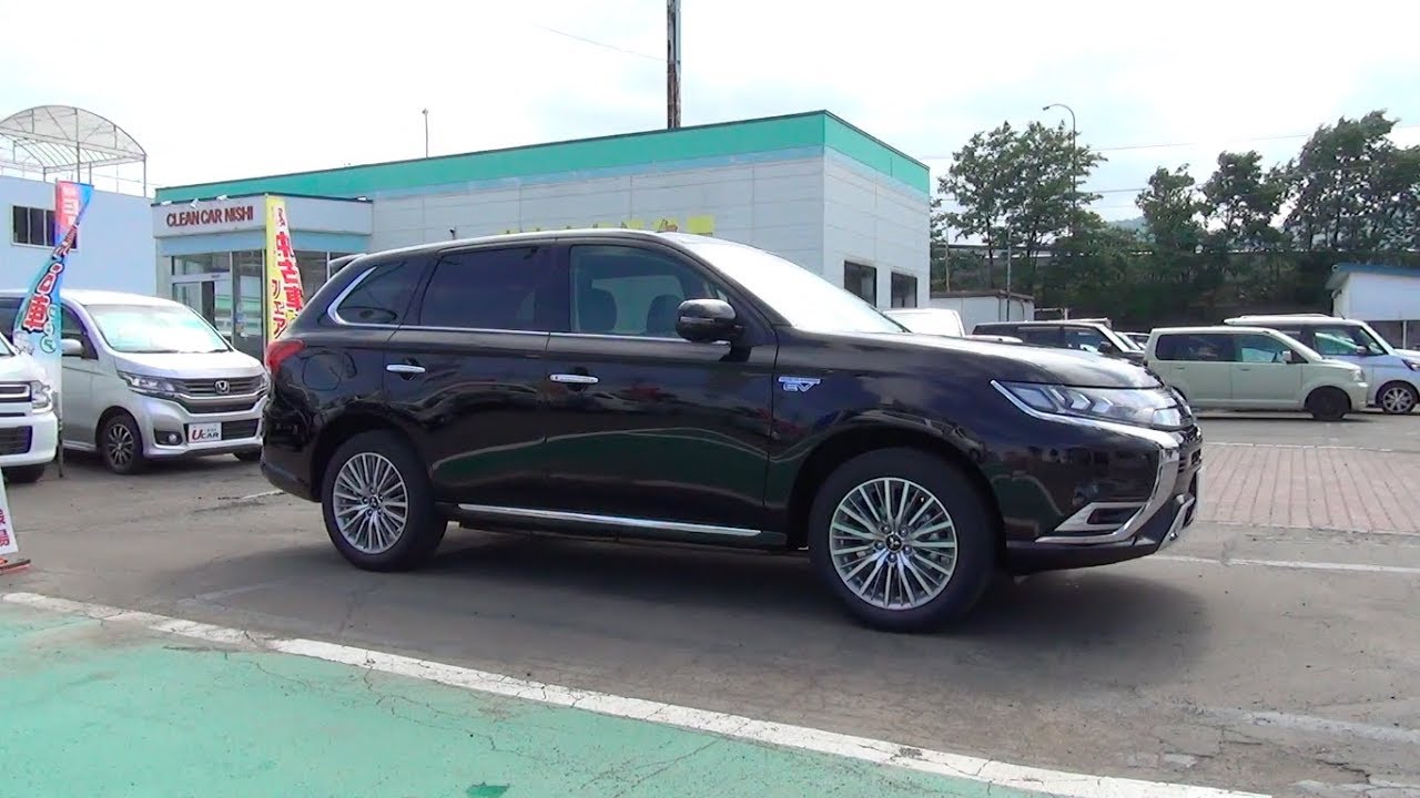 2018 新型 三菱 アウトランダーPHEV G 4WD 内外装