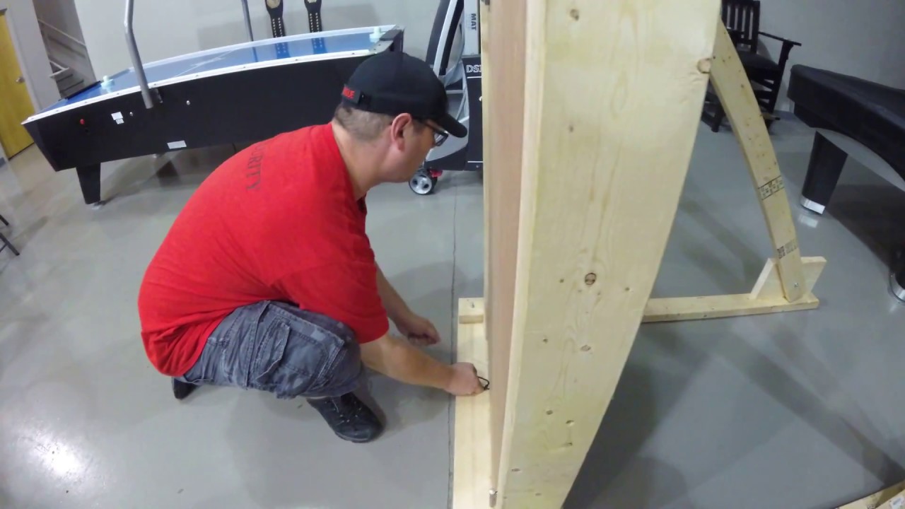 Using an Under the Door Tool