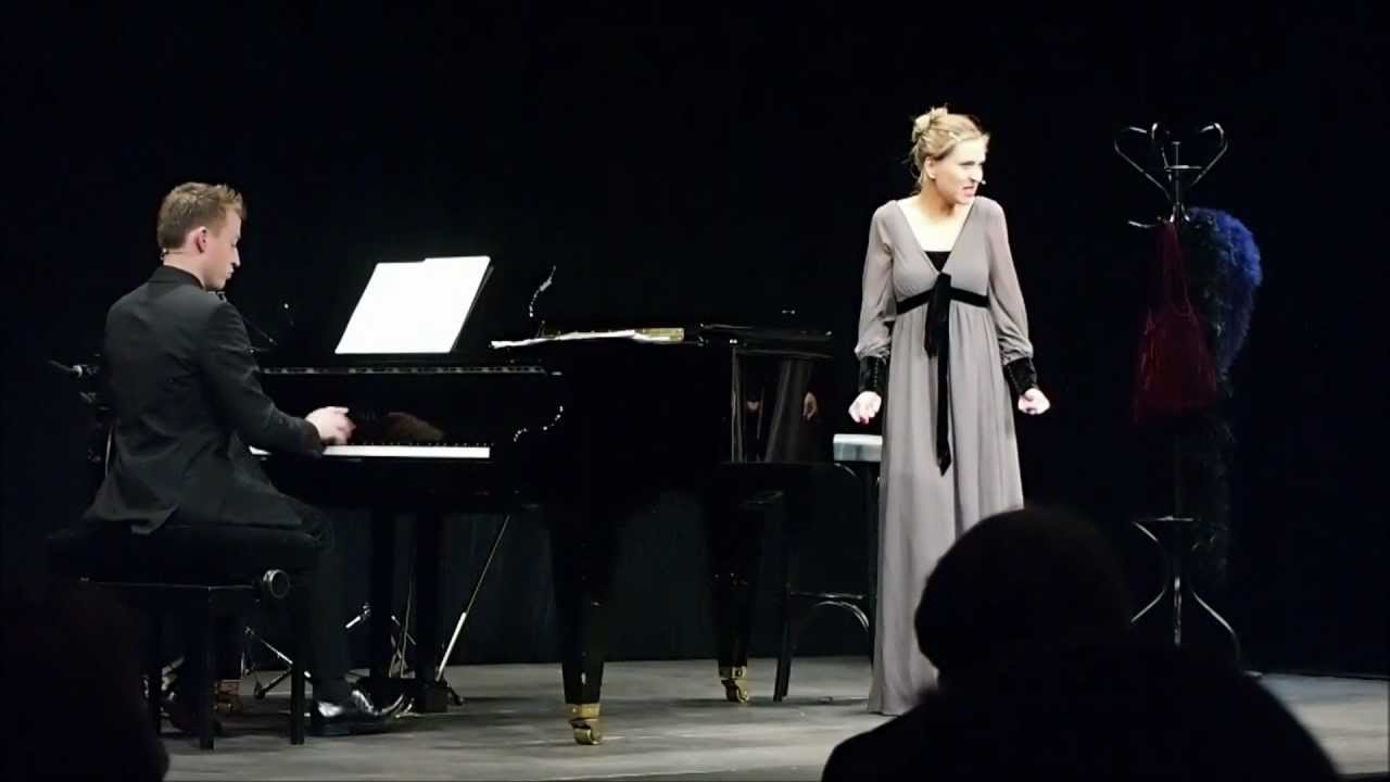 Die Notbremse - Chanson - Aline Thomas