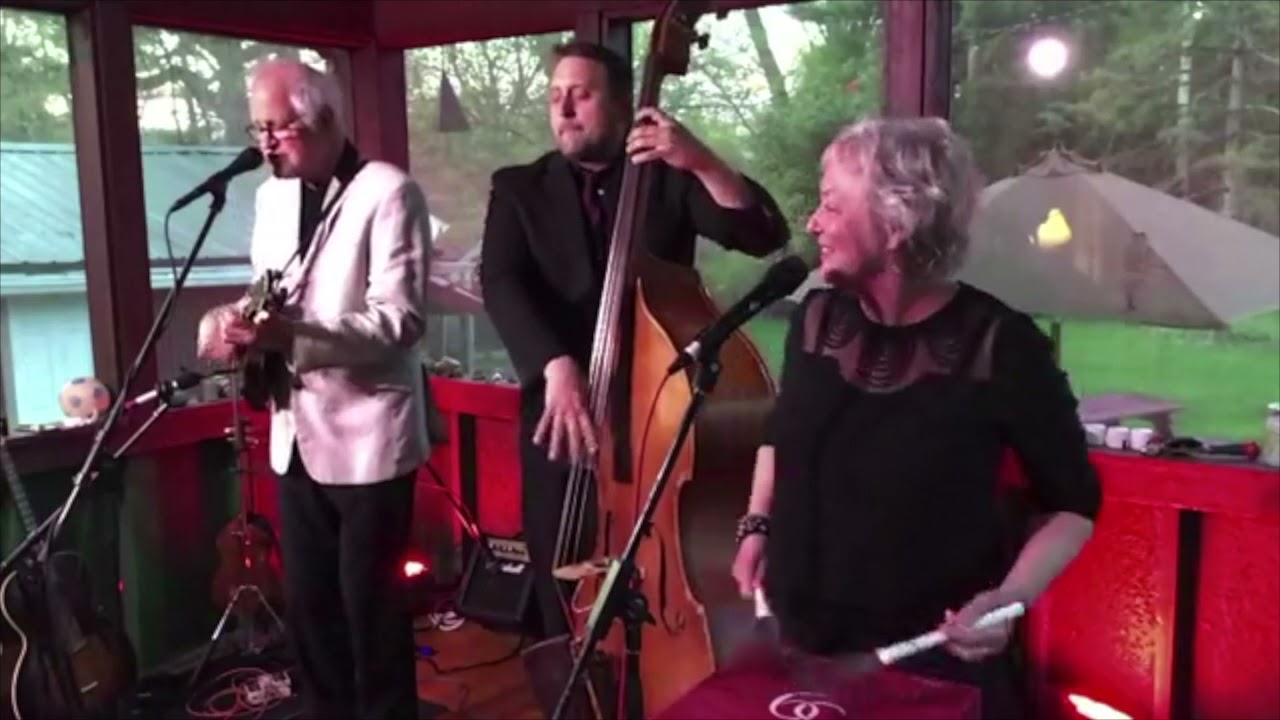 Harmonious Wail Quarantini Concert  4-16-21 Shorty Falls in Love