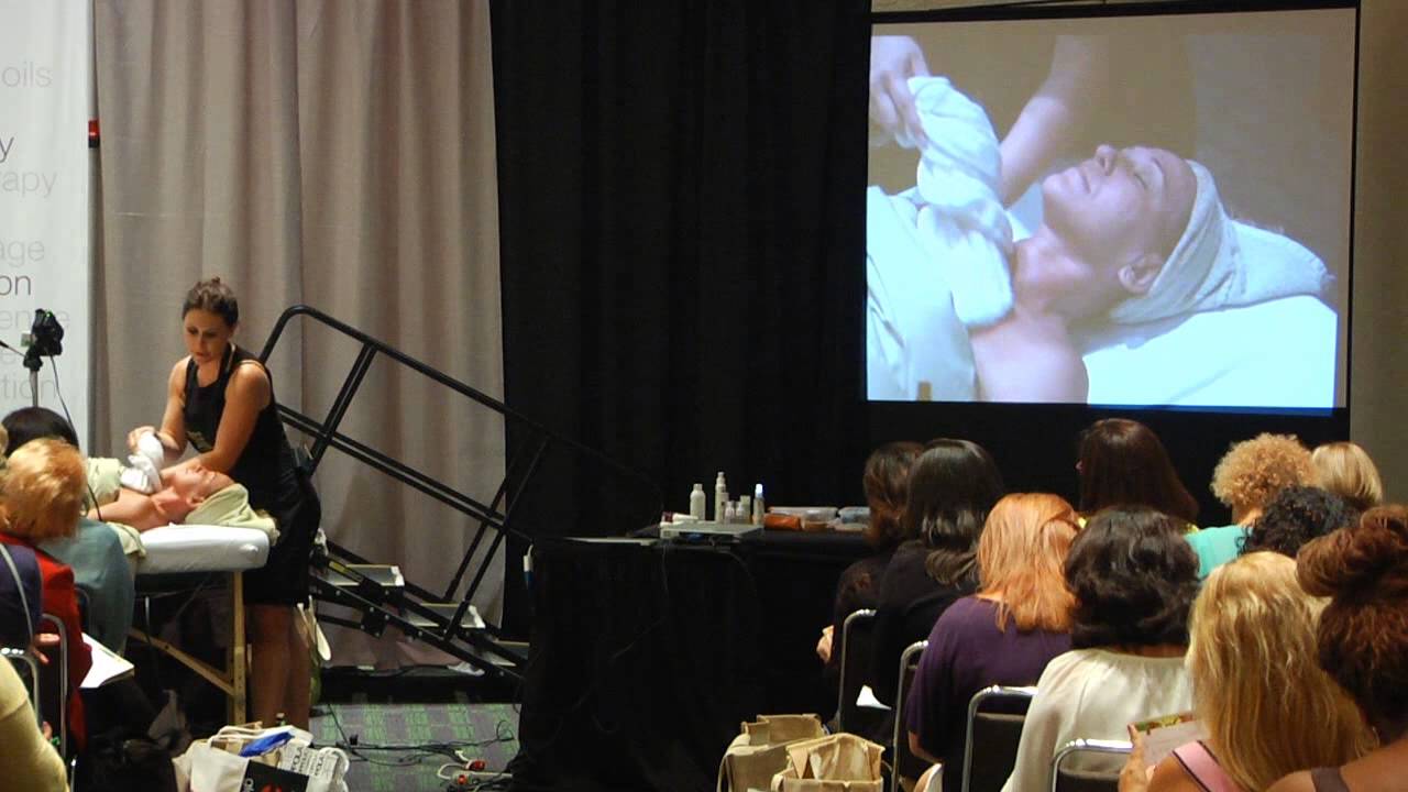 Éminence Organic Skin Care - Premiere DAYSPA Classroom Education