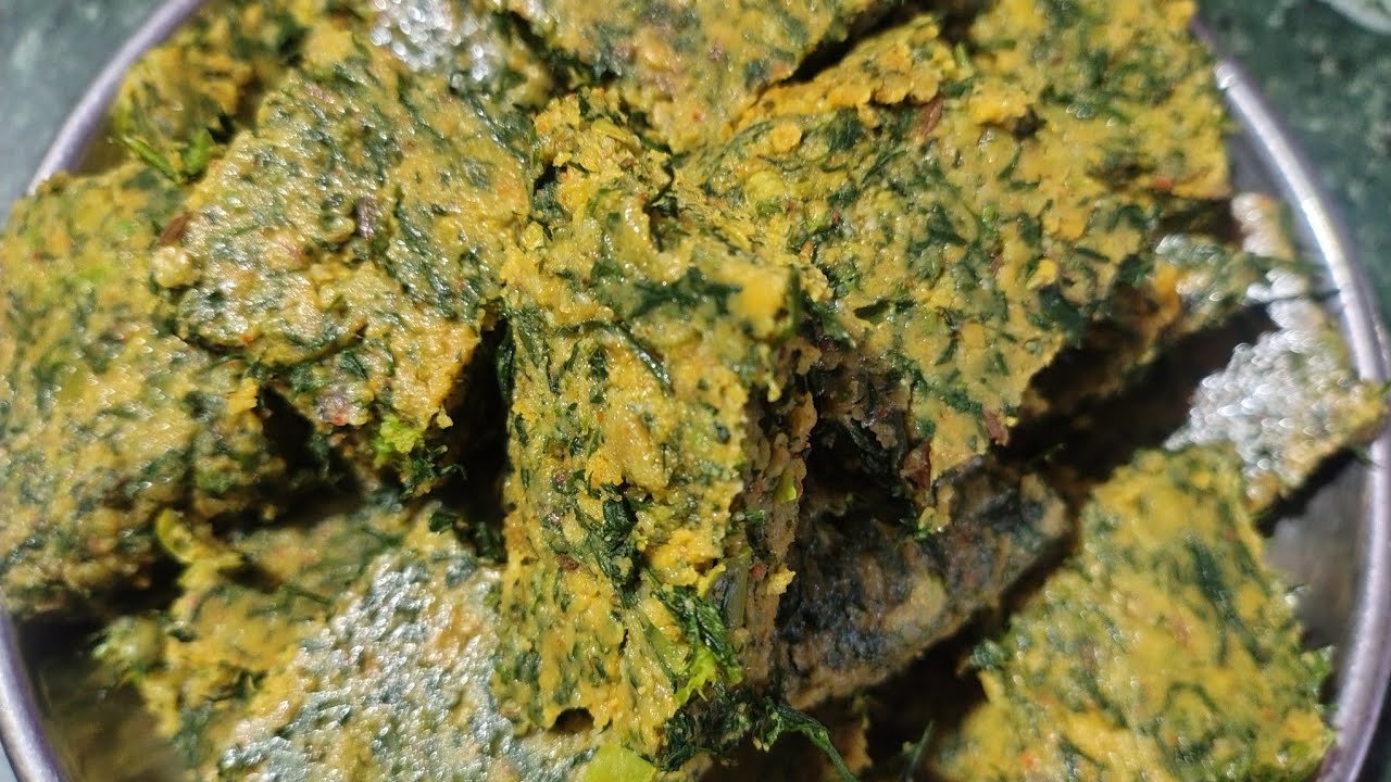 कोथिम्बर बड़ी रेसिपी महाराष्ट्र का सबसे प्रसिद्ध नाश्ता/testi kothimbar badi /pankaj food vlogs -j7e