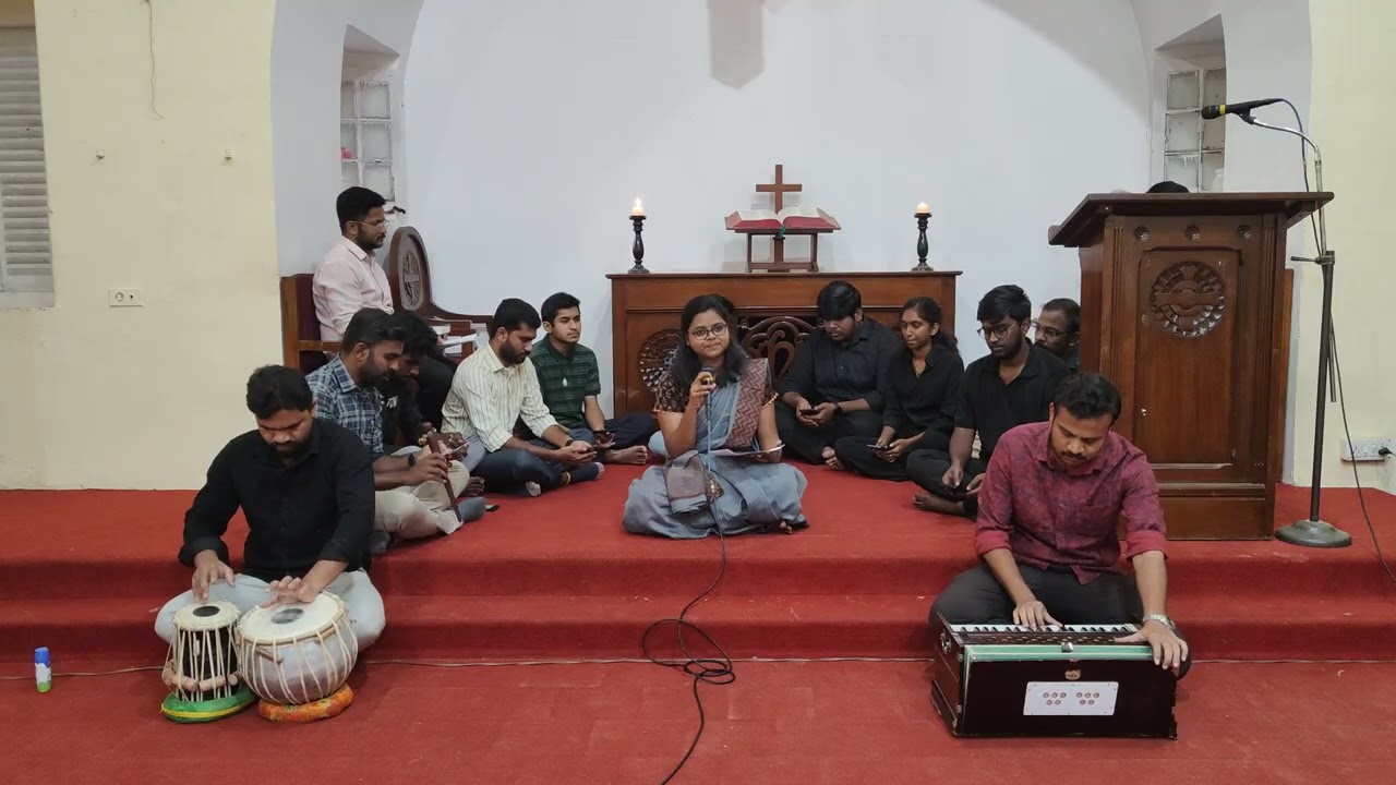 Iniya Ivvelai Panigirom Iraiva | Soul-Stirring Tamil Bhajan 🙏 | Powerful 4K Worship by BD III Aruna