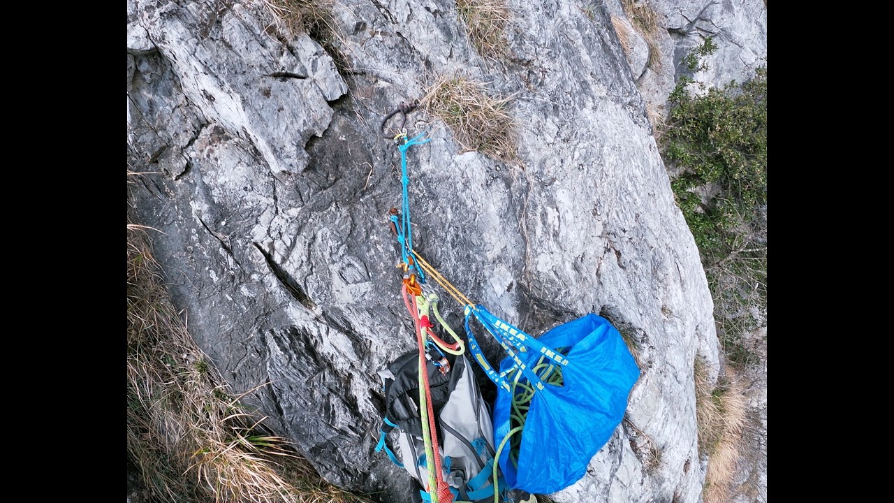 monte Carchio - via  La storia infinita (Solitaria)lead rope solo
