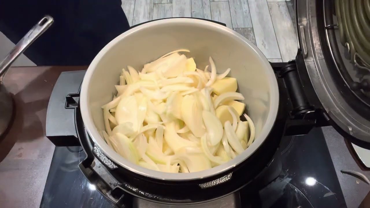 Beef stew pressure cooked in the Ninja foodi 15 in 1