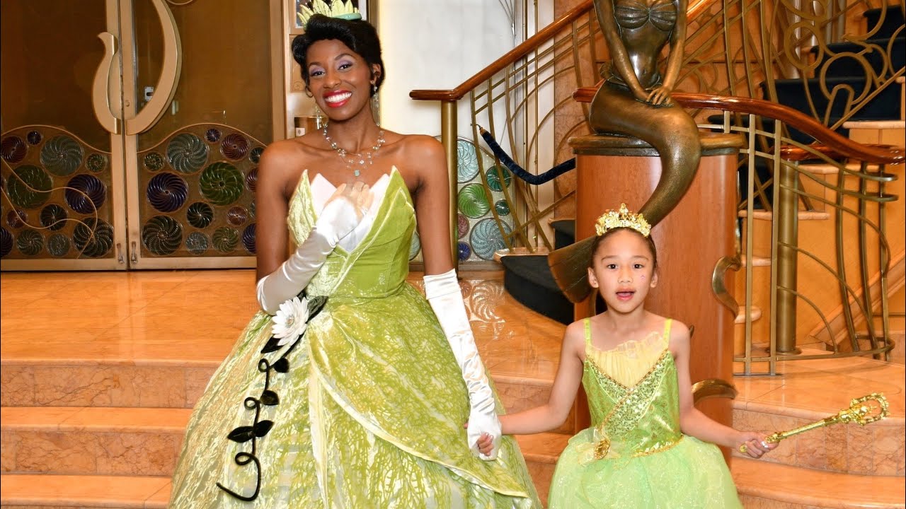 Bibbidi Bobbidi Boutique Magical Experience ✨ #disneycruise #disneywonder 