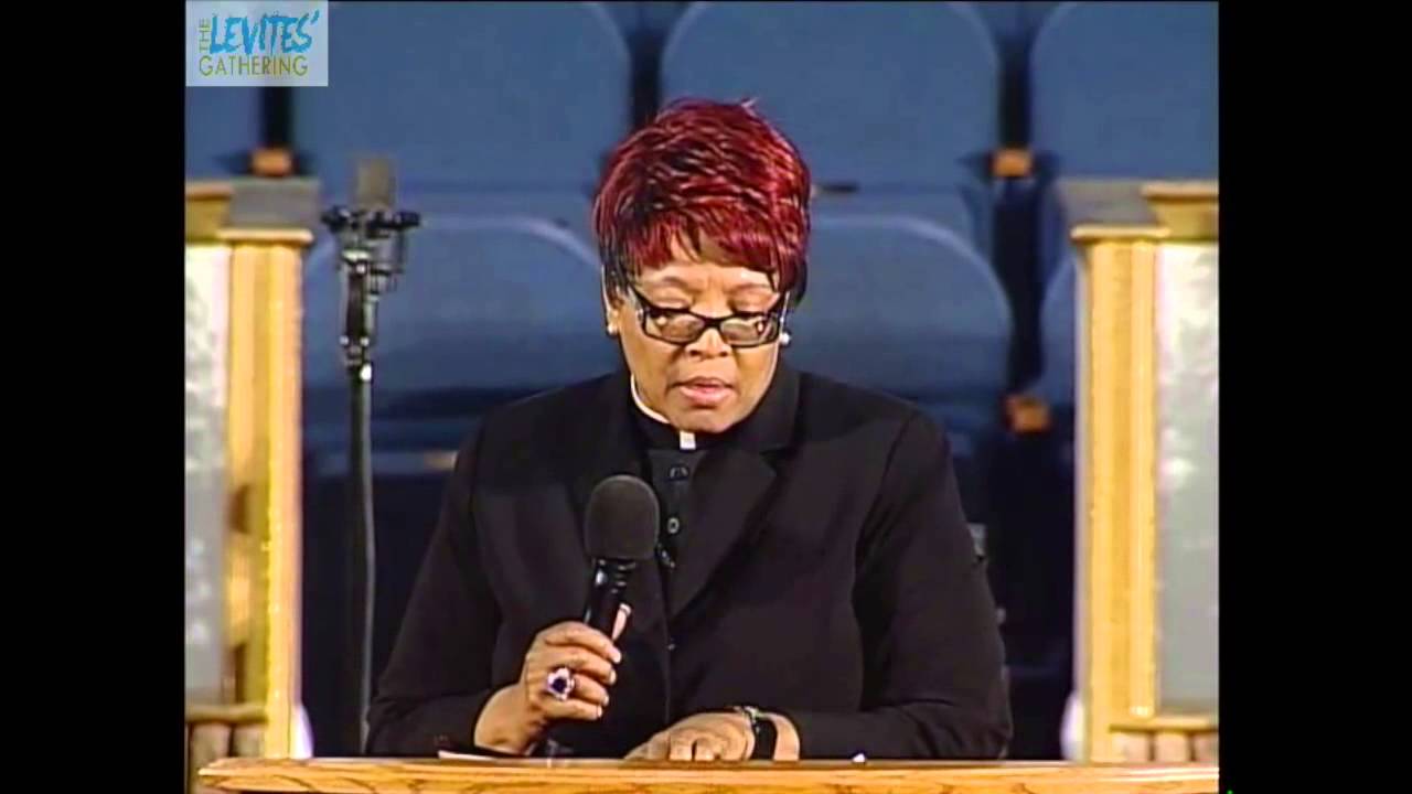 Bishop Iona Locke Closes The Levites' Gathering 2015