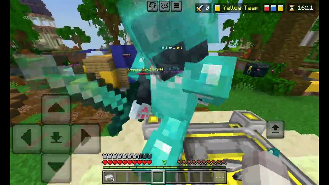 Playing bedwars but my teammates are rage baiting me